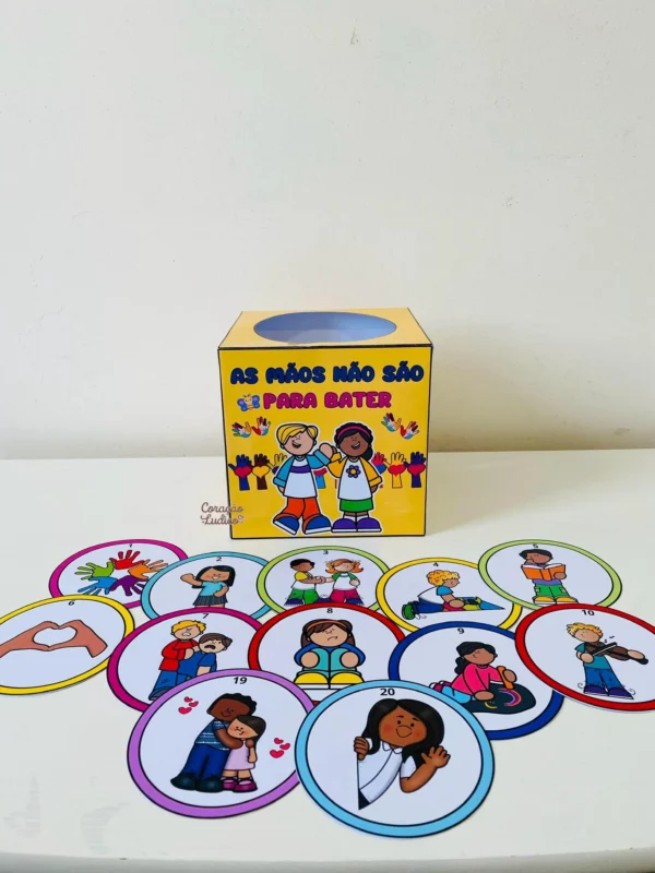 História - As Mãos Não São Para Bater